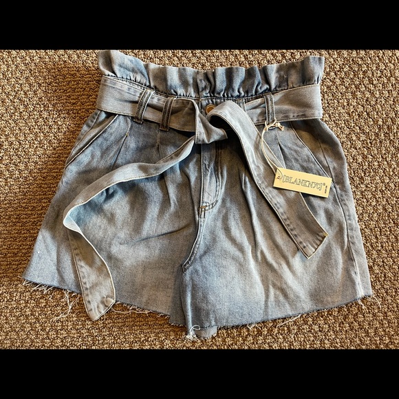 NWT Blank NYC Denim Self-belt Short Sz. 28 - Picture 9 of 9